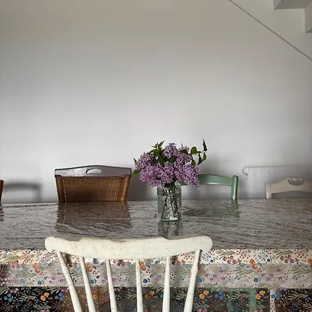 Grand Maison A La Campagne Avec Piscine Et Terrain De Petanque