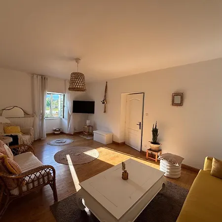Grand Maison A La Campagne Avec Piscine Et Terrain De Petanque Marthon